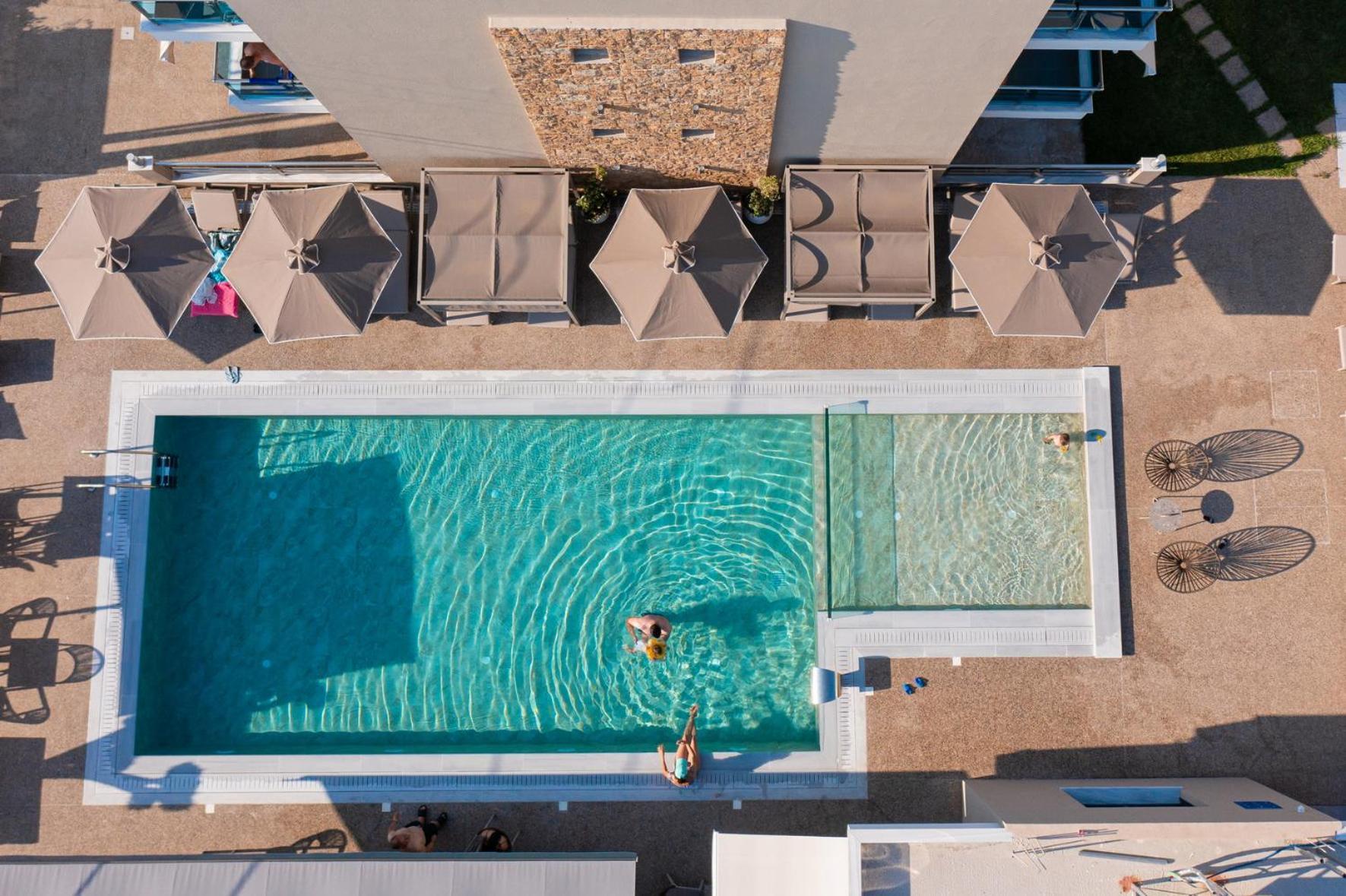 Callista Suites Flogita Extérieur photo