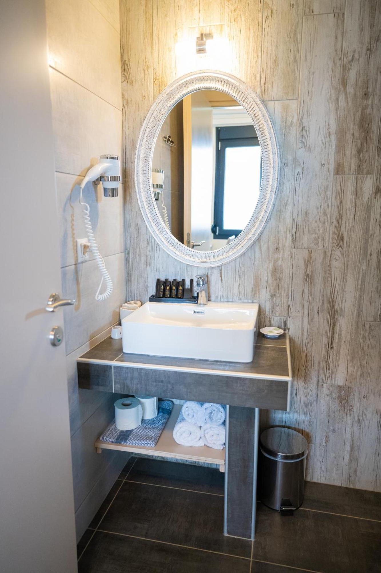 Callista Suites Flogita Extérieur photo